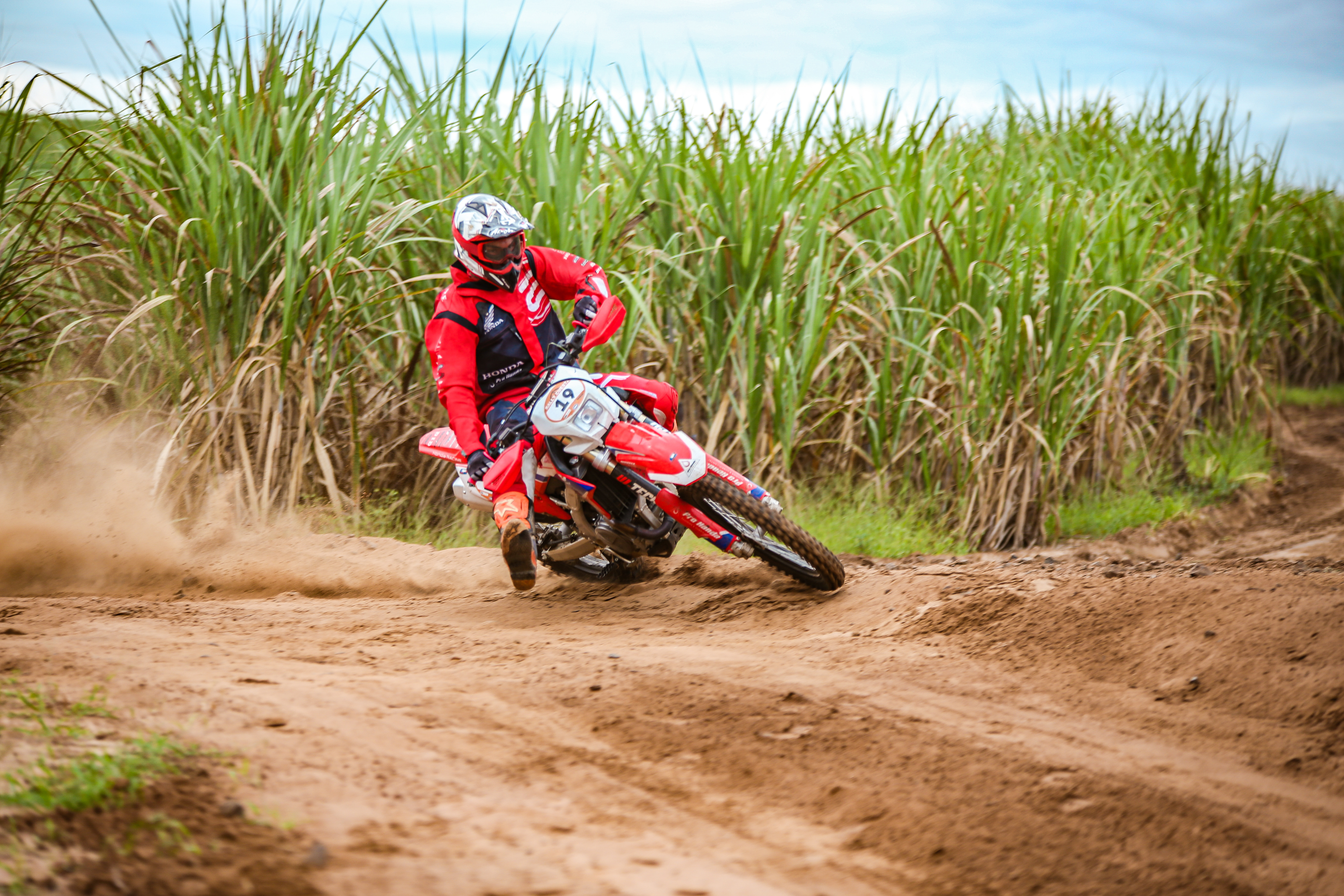 As melhores trilhas de Moto Enduro em Botucatu, São Paulo (Brasil)